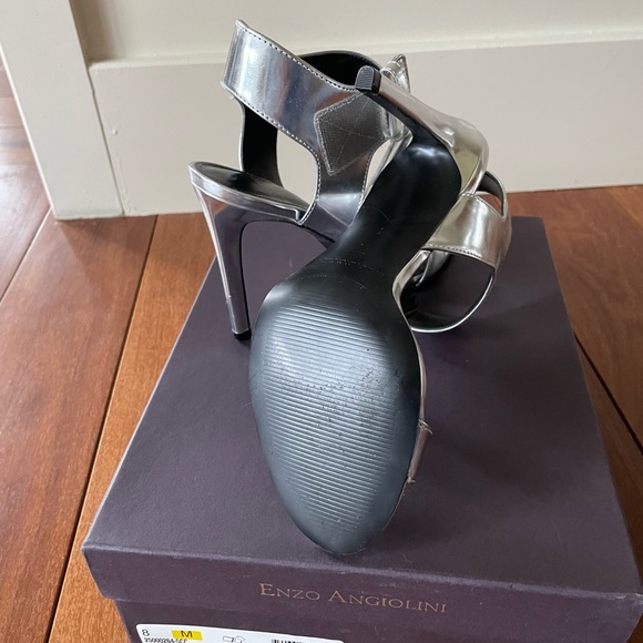 Enzo Angiolini silver heels - Picture 7 of 7